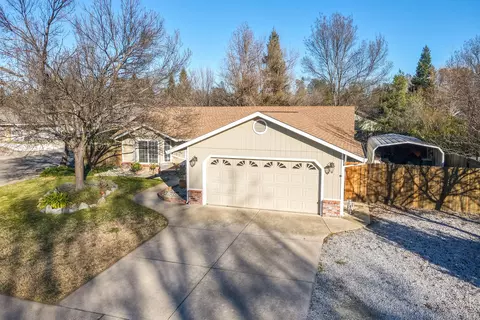 809 Fountain Cir, Redding, CA 96003 photo 32