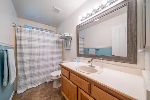 809 Fountain Cir, Redding, CA 96003 photo 16