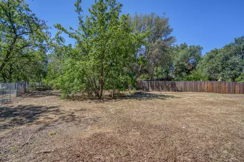 661 Lowe St, Redding, CA 96001 photo 22