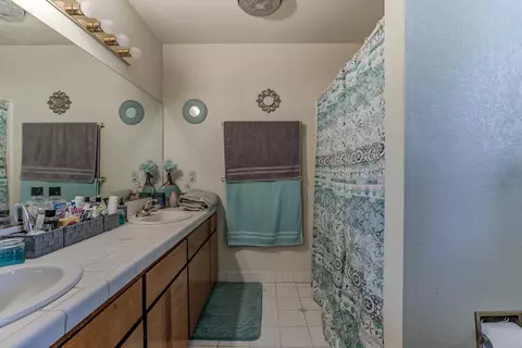 661 Lowe St, Redding, CA 96001 photo 14