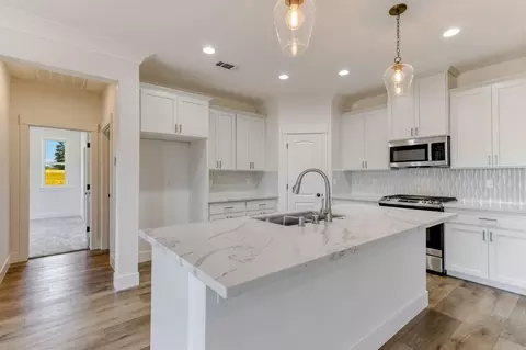 601 Armando Ave, Redding, CA 96003 photo 11