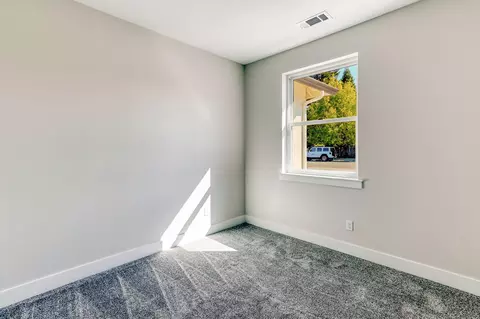 601 Armando Ave, Redding, CA 96003 photo 33