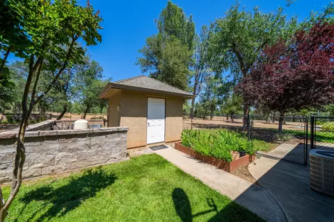 18600 Overland Dr, Anderson, CA 96007 photo 41