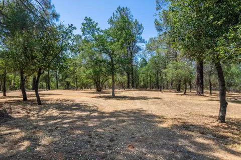18600 Overland Dr, Anderson, CA 96007 photo 45
