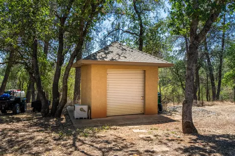 18600 Overland Dr, Anderson, CA 96007 photo 46