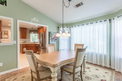 6447 Creekside St, Redding, CA 96001 photo 7