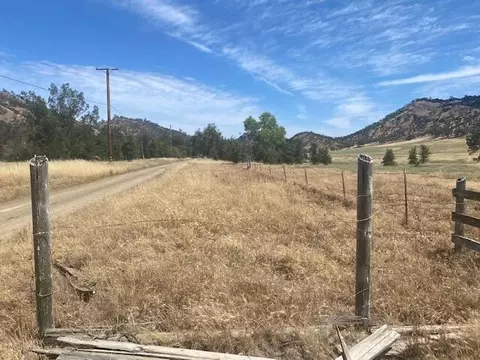 6620 Dream Valley Rd, Red Bluff, CA 96080 photo 2