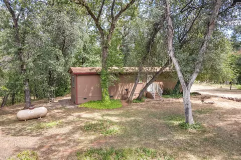 9983 Harley Leighton Rd, Redding, CA 96003 photo 6