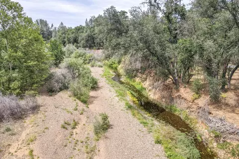 9983 Harley Leighton Rd, Redding, CA 96003 photo 3