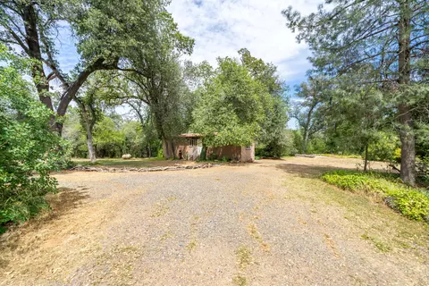 9983 Harley Leighton Rd, Redding, CA 96003 photo 1