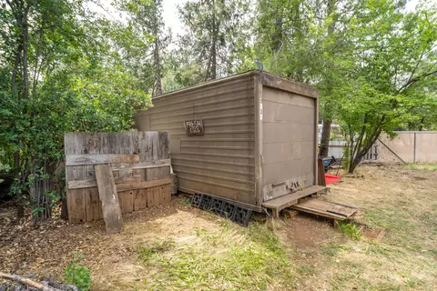 9983 Harley Leighton Rd, Redding, CA 96003 photo 22