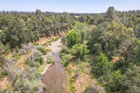 9983 Harley Leighton Rd, Redding, CA 96003 photo 17