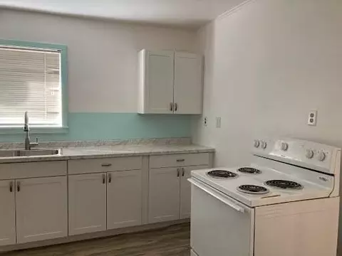 2730 S Bonnyview Rd, Redding, CA 96001 photo 2