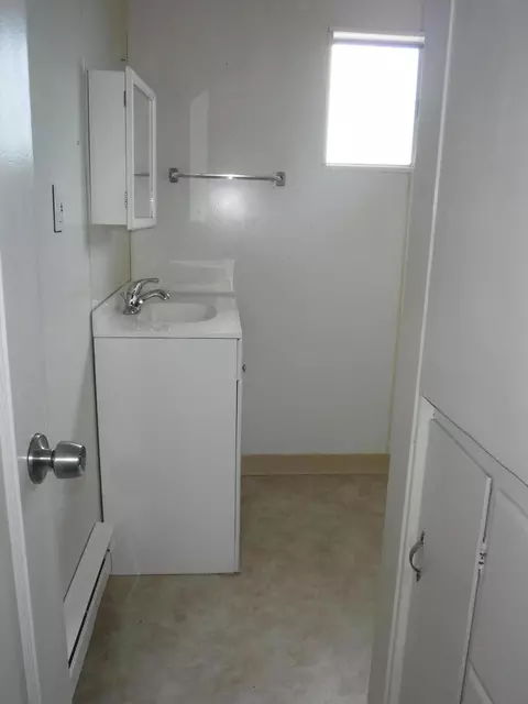 2730 S Bonnyview Rd, Redding, CA 96001 photo 6