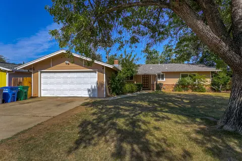 1715 Wisconsin Ave, Redding, CA 96001 photo 2