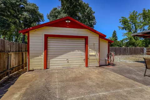 3144 School St, Redding, CA 96002 photo 15