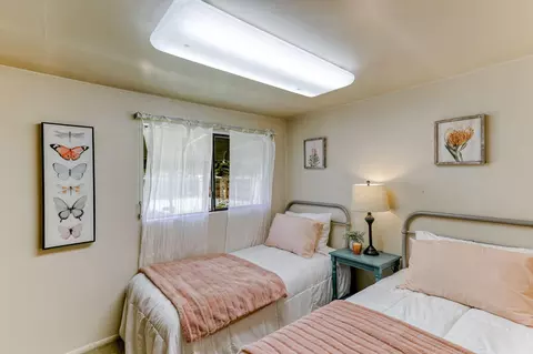 3144 School St, Redding, CA 96002 photo 9