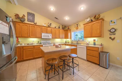 1300 Britt Ln, Red Bluff, CA 96080 photo 8