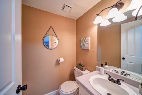 723 Flower Ash Ln, Redding, CA 96003 photo 14