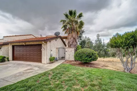 723 Flower Ash Ln, Redding, CA 96003 photo 4