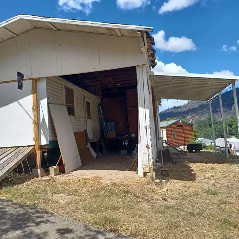 22161 Ravine Ct, Redding, CA 96003 photo 19