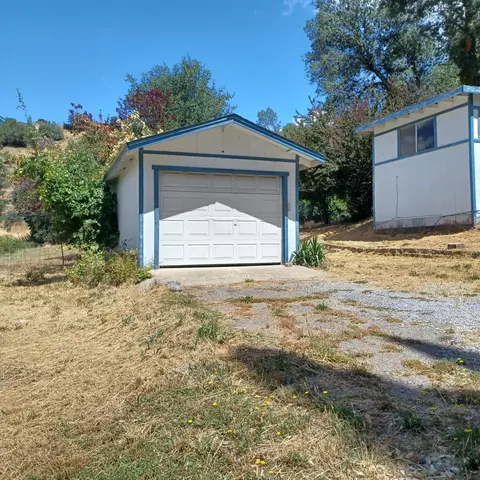 22197 Basin Way, Redding, CA 96003 photo 3