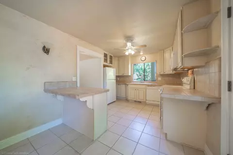 742 Coffeeberry Ln, Redding, CA 96003 photo 21