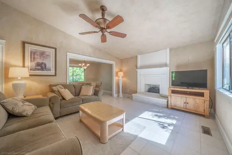 742 Coffeeberry Ln, Redding, CA 96003 photo 14