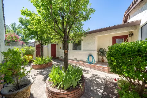 742 Coffeeberry Ln, Redding, CA 96003 photo 10
