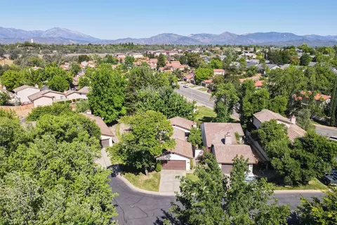 742 Coffeeberry Ln, Redding, CA 96003 photo 51