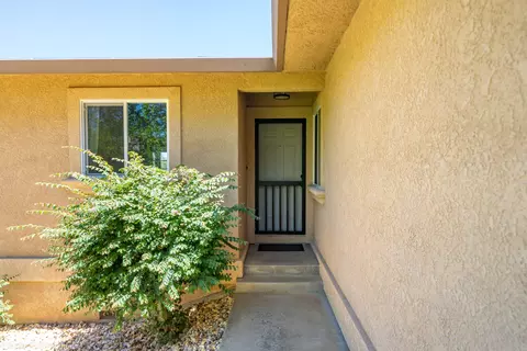 3782 Magnums Way, Redding, CA 96003 photo 2