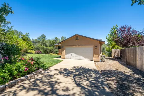 3782 Magnums Way, Redding, CA 96003 photo 9