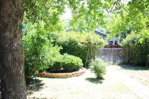 1847 Garden Ave, Redding, CA 96001 photo 33