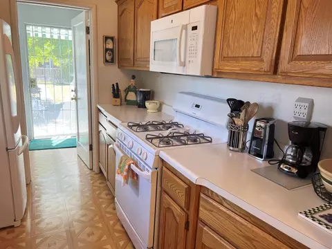 1847 Garden Ave, Redding, CA 96001 photo 12