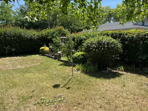 1847 Garden Ave, Redding, CA 96001 photo 32