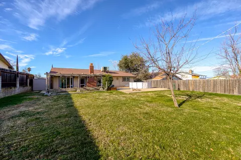 3545 Elizabeth Way, Redding, CA 96001 photo 25