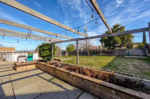 3545 Elizabeth Way, Redding, CA 96001 photo 17