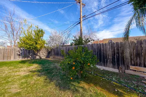 3545 Elizabeth Way, Redding, CA 96001 photo 24