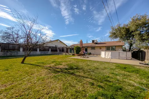 3545 Elizabeth Way, Redding, CA 96001 photo 23