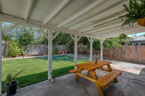 2152 Jupiter Ter, Redding, CA 96002 photo 22