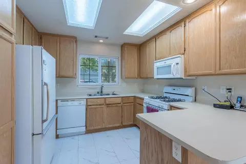 239 Buckhorn Walk, Redding, CA 96003 photo 4