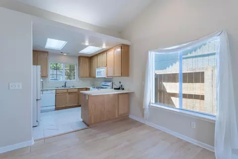 239 Buckhorn Walk, Redding, CA 96003 photo 6