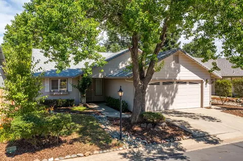 239 Buckhorn Walk, Redding, CA 96003 photo 1