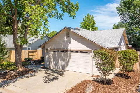 239 Buckhorn Walk, Redding, CA 96003 photo 16