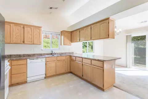 3993 Cambria Dr, Redding, CA 96002 photo 11