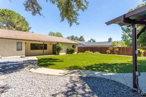 1498 Casa Vereda Way, Redding, CA 96003 photo 25