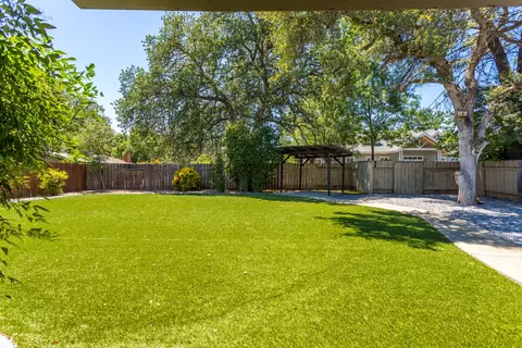 1498 Casa Vereda Way, Redding, CA 96003 photo 23