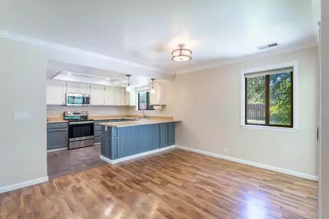 1498 Casa Vereda Way, Redding, CA 96003 photo 10