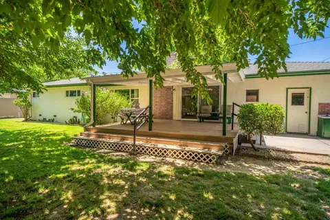 5561 E Bonnyview Rd, Redding, CA 96001 photo 20