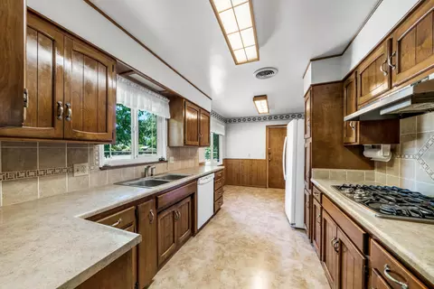 5561 E Bonnyview Rd, Redding, CA 96001 photo 6
